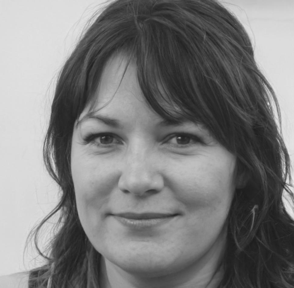 Dr. Marie Dubois, Directrice de Recherche en Finance Comportementale